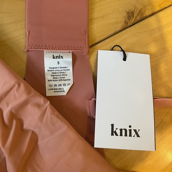 Brand NWT Knix Evolution bra. - Picture 1 of 5